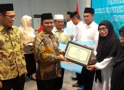 Kategori Peningkatan Literasi Alqur’an,Sidrah Rahman Terpilih Sebagai Penyuluh Agama Islam Award