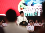 Terkesan dengan Semangat Kadet Politeknik Ben Mboi, Prabowo Boyong Mahasiswa ke Ibu Kota