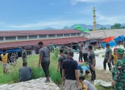 Puluhan TNI Serbu Pasar Lamataesso 