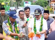 HM.Aras Resmikan Inpres Jalan Provinsi Ruas Jalan Lajoa-Pacongkang- Citta – Tobenteng