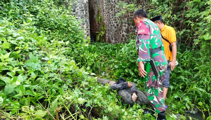 Warga Ompo Temukan Mayat di Aliran Sungai
