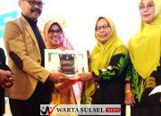 Dra. Harnis Raih Penghargaan Sebagai Pengawas Inovatif, Berdedikasi dan Berprestasi Nasional