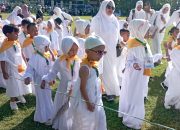 Pakai Ihram, Ratusan Murid TK Kecamatan Lalabata Ikuti Manasik Haji