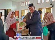Gelar Festival Ramadan Kemenag Kabupaten Wajo Salurkan Paket Sembako