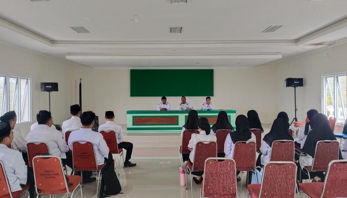 Pembinaan ASN Kemenag Soppeng, Afdal Ajak Pegawai Bangun Citra Positif Instansi