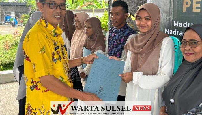 Sekretaris Disdikbud Apresiasi Pelepasan Santri di Ponpes As’adiyah Tokare 