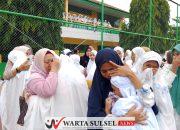 Tangis Haru Orang Tua Lepas Anaknya di Ponpes Yasrib 