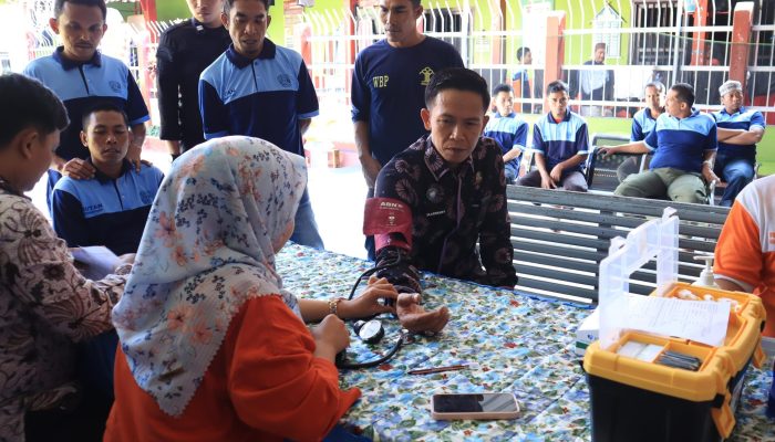 Rutan Soppeng Gandeng PMI dan UTDRS Latemmamala Gelar Donor Darah 