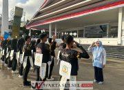 Tampil Dengan Kostum Unik, Ratusan MABA Unipol Ikut Gerak Jalan Keakraban 