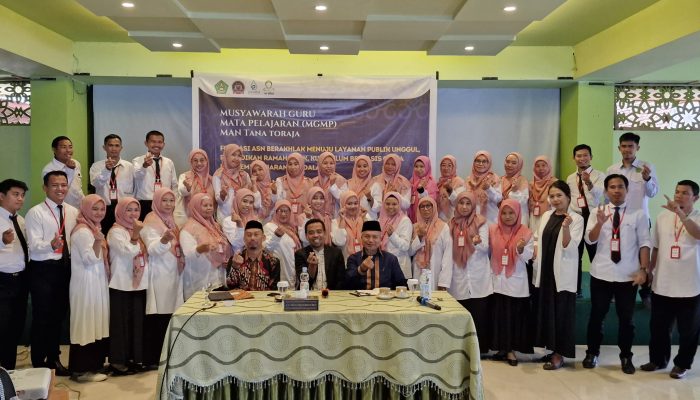 MGMP MAN Tana Toraja, Kepala MAN 1 Soppeng Jadi Narasumber 