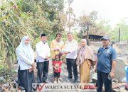 Kebakaran Di Daerah Transmigrasi, Baznas Soppeng Salurkan Bantuan 