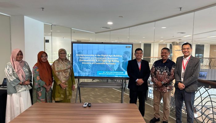 Kuliah Tamu di Universitas MAHSA Malaysia, Rektor Unipol Sebagai Keynote Speaker