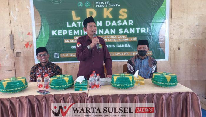 Bangun Jiwa Kepemimpinan Santri, MTs. PP. PERGIS Ganra Gelar LDKS
