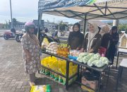 Perguruan Tinggi Vokasi Soppeng Gelar Pasar Murah dan Donor Darah