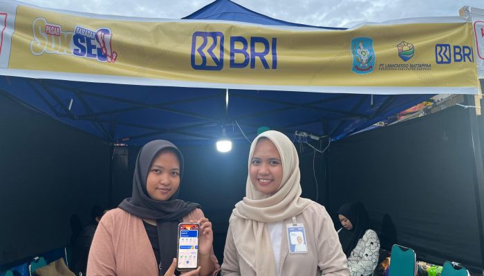 Pasar Ramadan, BRI Soppeng Kenalkan Layanan Perbankan Kepada Masyarakat