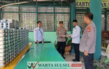 Perdana, Kapolres Soppeng Pantau Pendistribusian MBG di MAN 1 Soppeng