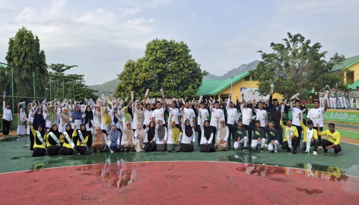 Aksi Nyata Peduli Lingkungan, MTs PP Yasrib Lapajung Peringati Hari Bumi 2026