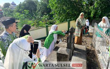 Harlah Ke-76, Fatayat NU Soppeng Ziarahi Makam Syekh Abdul Majid dan We Tenri Sui Sitti Zaenab