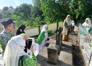 Harlah Ke-76, Fatayat NU Soppeng Ziarahi Makam Syekh Abdul Majid dan We Tenri Sui Sitti Zaenab