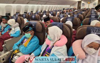 Suasana Khidmat Menyelimuti CJH Soppeng Terbang Ke Madina