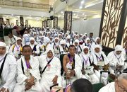 Pakai Ihram, CJH Soppeng Terbang Ke Makkah