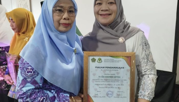 Wujud Dedikasi dan Pengabdian Terhadap Organisasi, IGRA Soppeng Diganjar Penghargaan