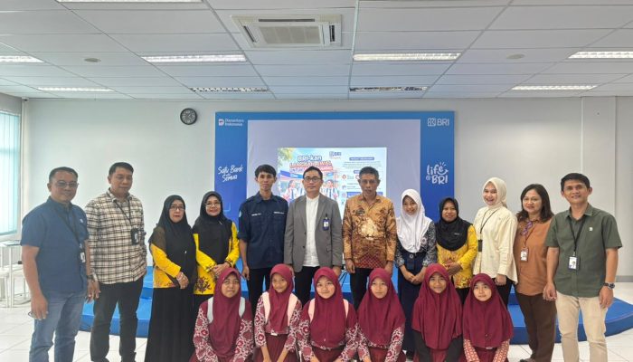 Ada Apa? Puluhan Siswa SD & SMP di Soppeng Kunjungi Kantor BRI