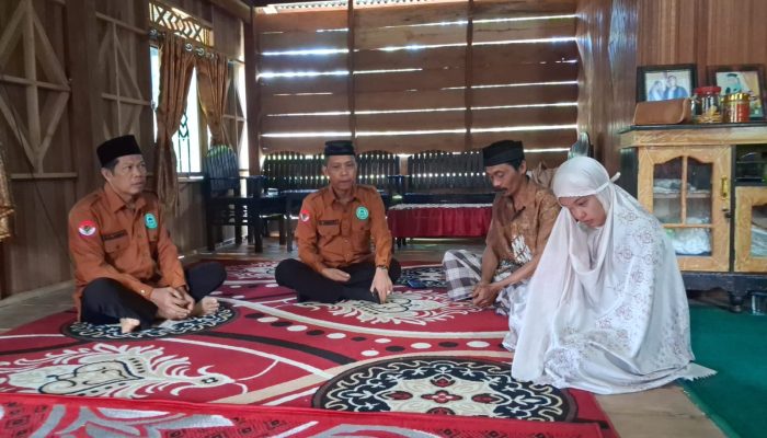KBIHU KKB Takziah ke Rumah Duka Jamaah Haji yang Wafat di Tanah Suci