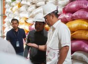 Sidak Bulog Wajo, AIA Pastikan Stok dan Kualitas Beras Tetap Terjaga
