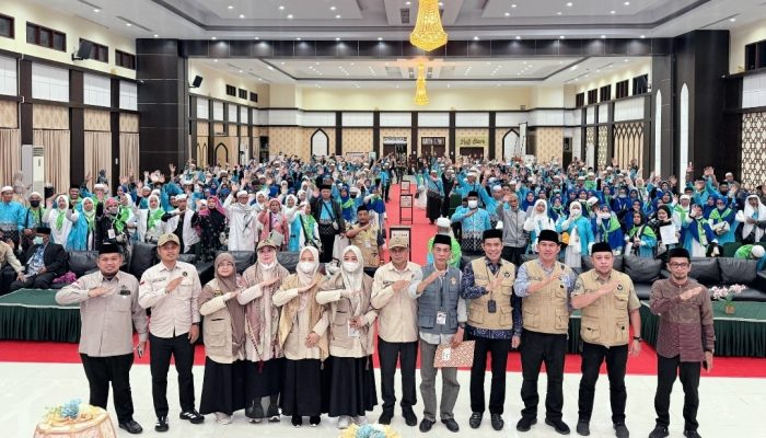 Jemaah Haji Kloter 4 Tiba, Satu Jemaah Kabupaten Wajo Masih Dirawat di Makkah