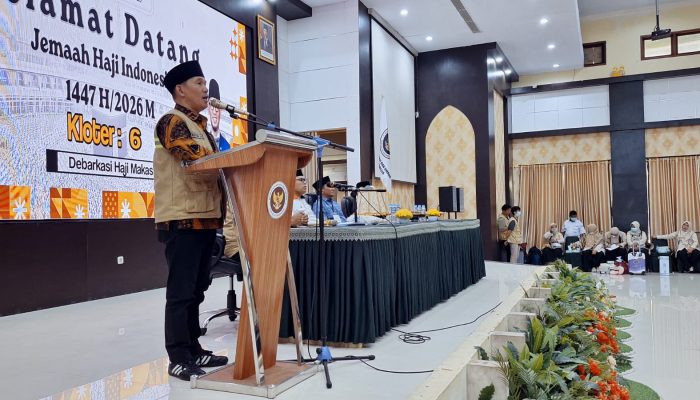 Tiba di Tanah Air, Jamaah Haji Bone Utuh