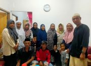 Pelipur Lara bagi Keluarga, KBIHU KKB Sambangi Rumah Duka Jemaah yang Wafat di Madinah