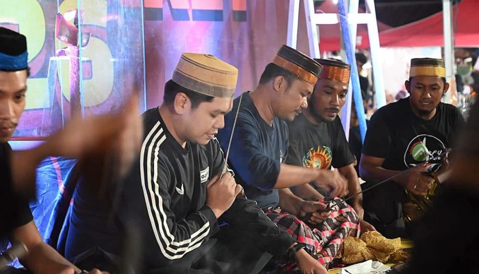 Larut dalam Khidmat, Ketua DPRD Soppeng Ikuti Prosesi Sakral Mattompang Arajang