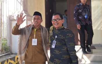 Bupati Sidrap Jemput Langsung Jamaah Haji Kloter 2 di Bandara