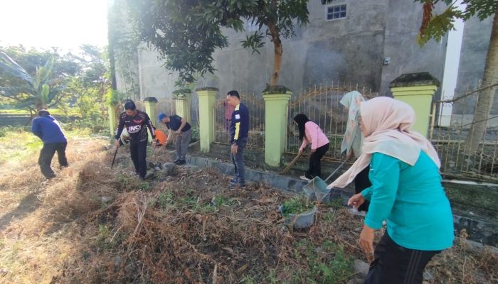 Pasca Dilantik, Lurah Lemba Langsung ‘Tancap Gas’ Gelar Aksi Jumat Bersih