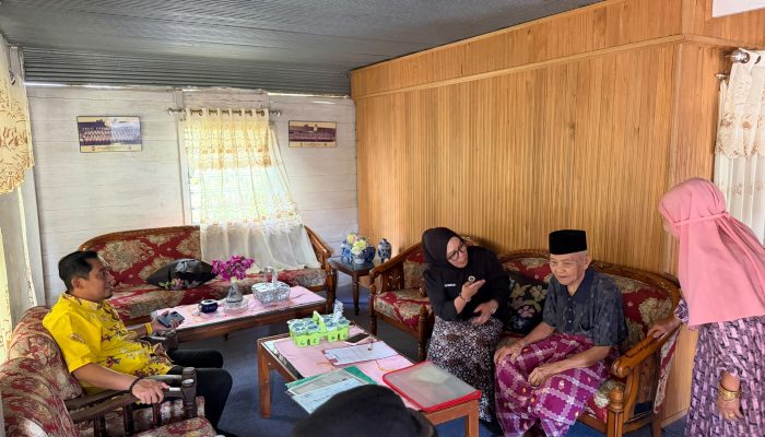 Hari Ke-4 Verifikasi Haji 2027, Kemenhaj Soppeng Jemput Berkas Lansia