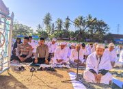 Kering Melanda, Ratusan Warga Bersama Muspika Donri-Donri Gelar Sholat Istisqa