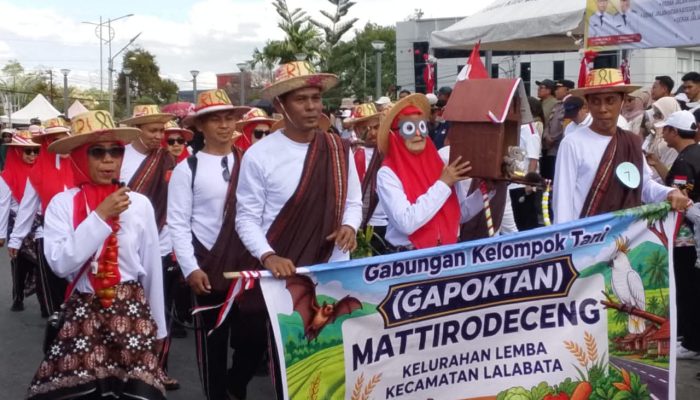 Gapoktan Matirodeceng Lemba Sabet Juara II Lomba Gerak Jalan Kabupaten Soppeng