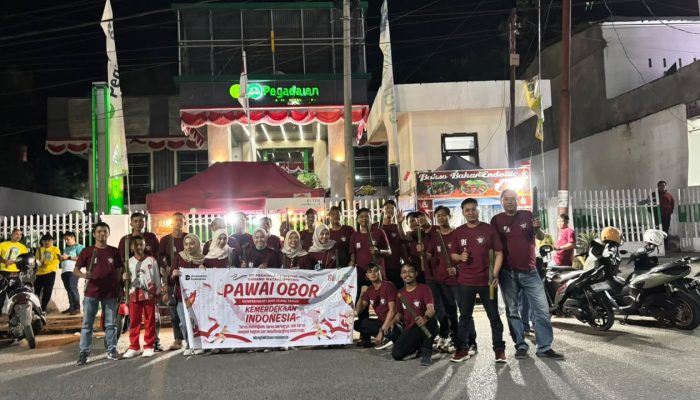 Bakar Semangat Nasionalisme, Pegadaian Soppeng Meriahkan Pawai Obor HUT RI