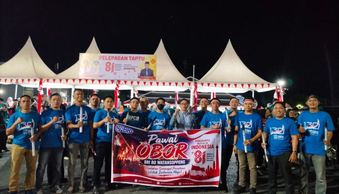 BUMN Terdepan, Insan BRILiaN Meriahkan Pawai Obor Peringatan HUT RI 
