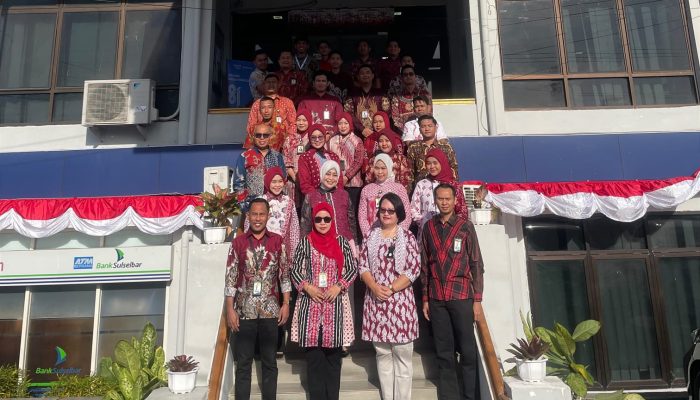 Kado Kemerdekaan ke-81, Bank Sulselbar Soppeng Sabet Juara Lomba Kebersihan