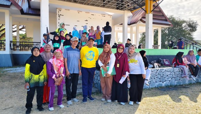 Pastikan Fisik Prima, CJH KBIHU Al-Ifadah Soppeng Jalani Skrining Kebugaran