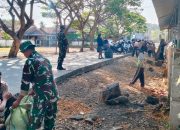 Sambut HUT TNI ke-81, Prajurit Kodim Soppeng Bersihkan Pasar Sentral Lamataesso