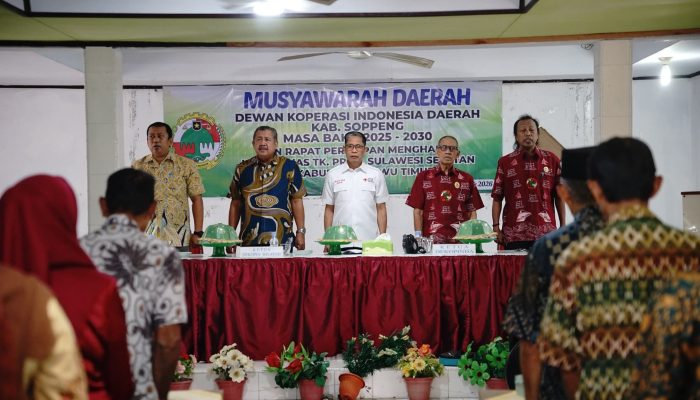 Buka Musda Dekopinda, Wabup Selle Dorong Koperasi Soppeng Maju
