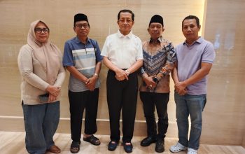 Momen Hangat Tak Disengaja, Kakan Kemenag Soppeng Berfoto Bersama Menag RI di Semarang