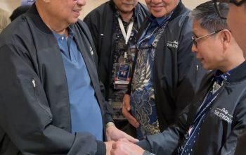 Momen Hangat Wabup Soppeng Jabat Erat Tangan SBY, Ucapkan Selamat Ultah Ke-77