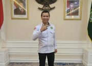 Dikukuhkan, Mawardi Siraj “Komandan” Humas Kemenag Indonesia Timur