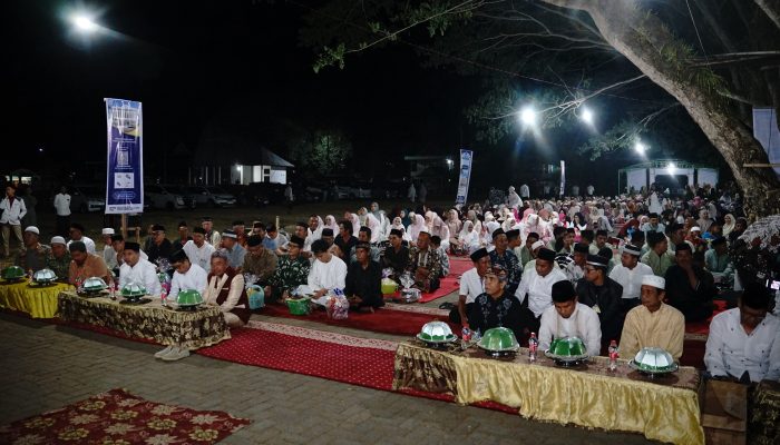 Lautan Jamaah Membeludak Hadiri Peringatan Maulid Nabi di Kediaman Wabup Soppeng