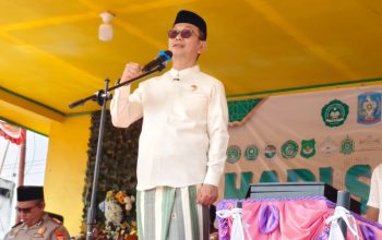 Upacara HSN, Bupati Soppeng Kepalkan Tangan Nyanyikan Lagu ‘Yalal Wathon’