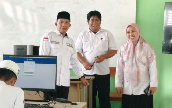Kakan Kemenag Soppeng Tinjau Pelaksanaan Tes Kemampuan Akademik MA Pattojo
